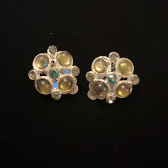 Silver tone Clip-on Earrings - Picture 6 of 17